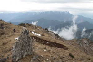 Crateras e montanhas