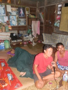 Dormindo (photo by Valentina) PA040084 (FILEminimizer)