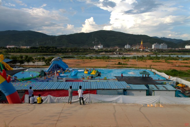 Os que Veem e os que Brincam JingHong_Blog